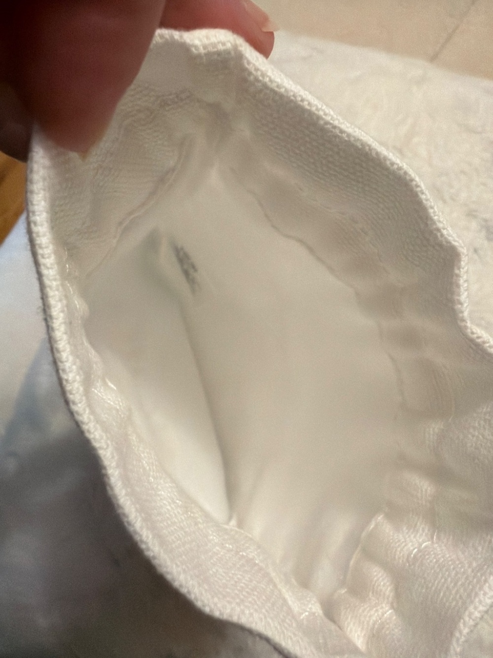 Dior Beauty Drawstring Pouch - Picture 5 of 8